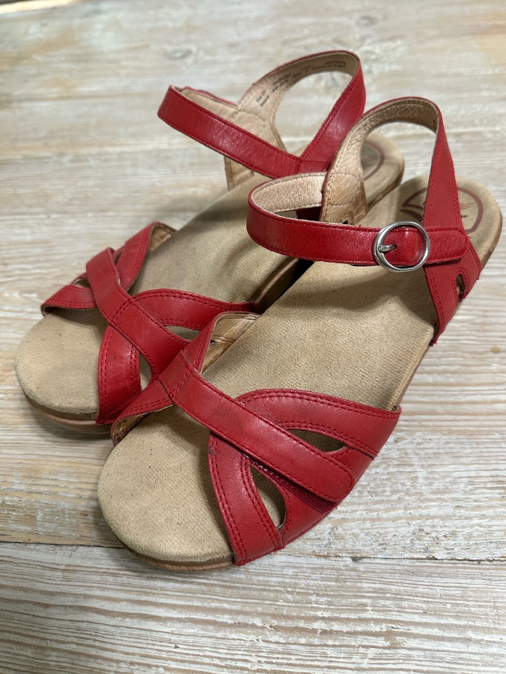 Dansko Season Red Leather Adjustable Comfort Sandal Sz 37 - Picture 2 of 10